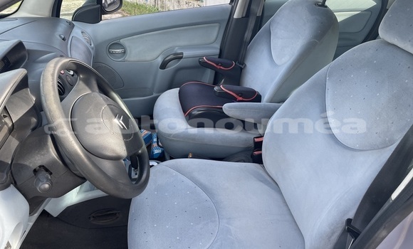 Acheter Occasion Voiture Citroen C3 Gris à Noumea, Sud Acheter Occasion Voiture Citroen C3 Gris à Noumea, Sud