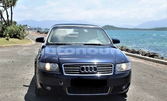 Acheter Occasion Voiture Audi A4 Bleu à Noumea, Sud