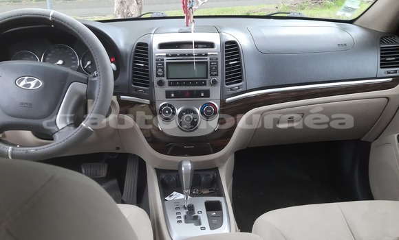 Acheter Occasion Voiture Hyundai Santa Fe Marron à Mont–Dore, Sud Acheter Occasion Voiture Hyundai Santa Fe Marron à Mont–Dore, Sud