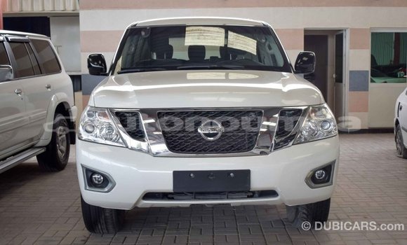 Buy Import Nissan Patrol White Car in Import - Dubai in Iles Buy Import Nissan Patrol White Car in Import - Dubai in Iles