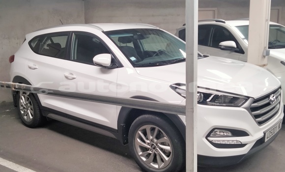 Acheter Occasion Voiture Hyundai Tucson Blanc à Noumea, Sud Acheter Occasion Voiture Hyundai Tucson Blanc à Noumea, Sud