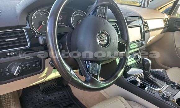 Acheter Occasion Voiture Volkswagen Touareg Bleu à Paita, Sud Acheter Occasion Voiture Volkswagen Touareg Bleu à Paita, Sud