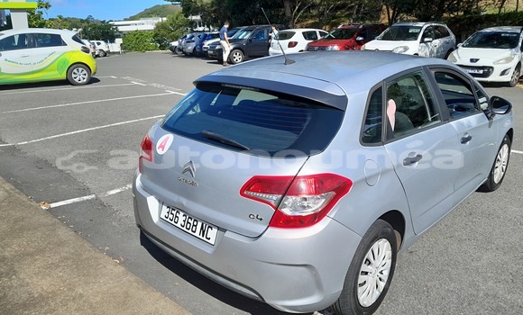 Acheter Occasion Voiture Citroen C4 Gris à Noumea, Sud Acheter Occasion Voiture Citroen C4 Gris à Noumea, Sud