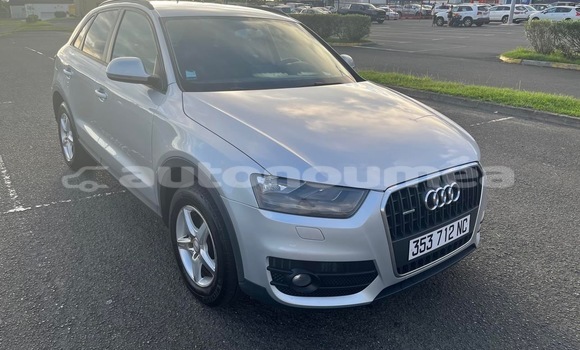 Buy Used Audi Q3 Silver Car in Noumea in Sud