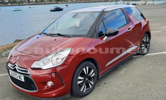 Acheter Occasion Voiture Citroen DS3 Rouge à Noumea, Sud Acheter Occasion Voiture Citroen DS3 Rouge à Noumea, Sud