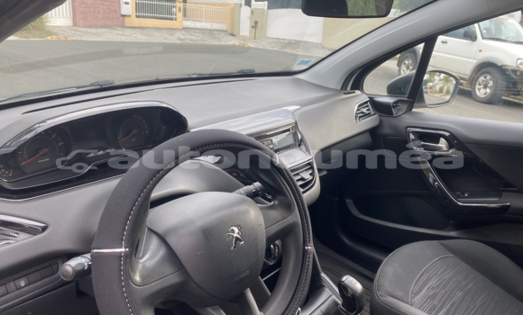 Acheter Occasion Voiture Peugeot 208 Blanc à Noumea, Sud Acheter Occasion Voiture Peugeot 208 Blanc à Noumea, Sud