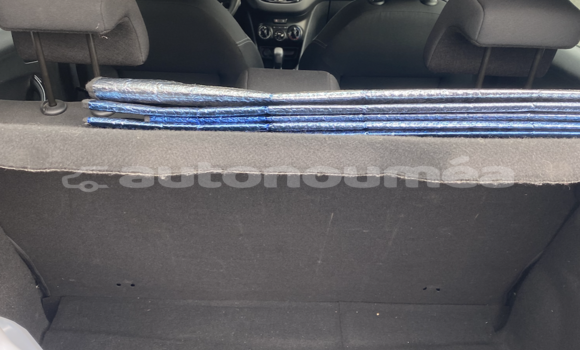 Acheter Occasion Voiture Peugeot 208 Blanc à Noumea, Sud Acheter Occasion Voiture Peugeot 208 Blanc à Noumea, Sud