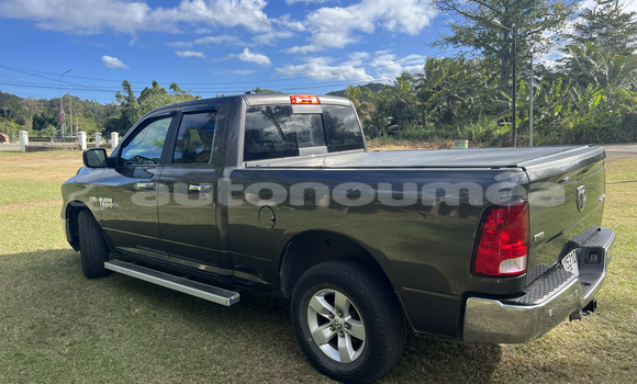 Acheter Occasion Voiture Dodge RAM Gris à Mont–Dore, Sud Acheter Occasion Voiture Dodge RAM Gris à Mont–Dore, Sud