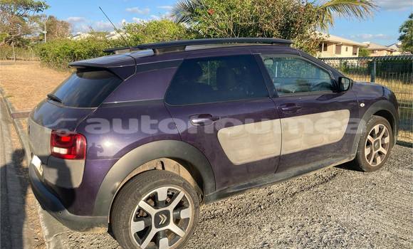 Acheter Occasion Voiture Citroen C4 Cactus Bleu à Noumea, Sud Acheter Occasion Voiture Citroen C4 Cactus Bleu à Noumea, Sud
