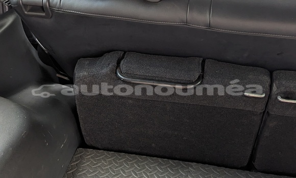 Acheter Occasion Voiture Mitsubishi Pajero Sport Gris à Noumea, Sud Acheter Occasion Voiture Mitsubishi Pajero Sport Gris à Noumea, Sud