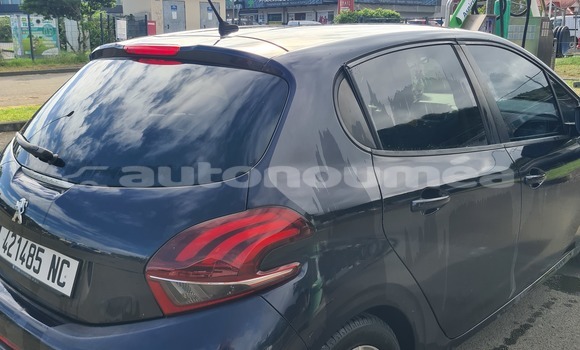 Acheter Occasion Voiture Peugeot 208 Bleu à Paita, Sud Acheter Occasion Voiture Peugeot 208 Bleu à Paita, Sud