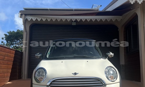 Buy Used MINI One Beige Car in Noumea in Sud