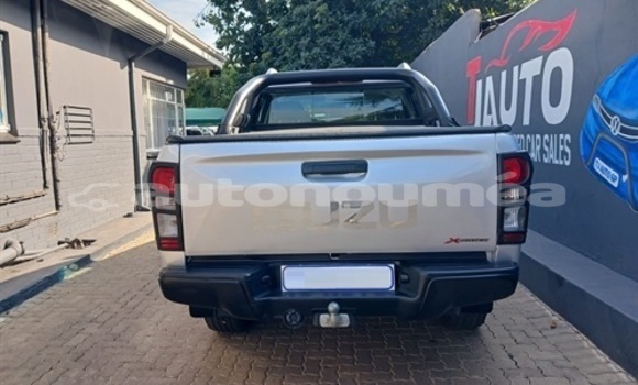 Acheter Occasion Voiture Isuzu D–MAX Noir à Noumea, Sud Acheter Occasion Voiture Isuzu D–MAX Noir à Noumea, Sud