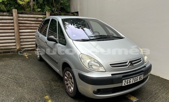 Acheter Occasion Voiture Citroen Xsara Picasso Gris à Noumea, Sud Acheter Occasion Voiture Citroen Xsara Picasso Gris à Noumea, Sud