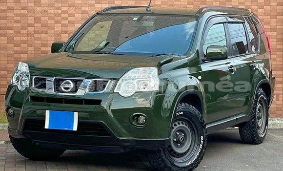 Medium with watermark nissan xtrail sud noumea 4730