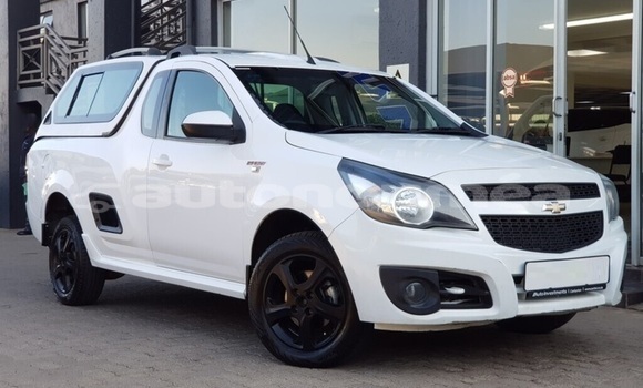 Acheter Occasion Voiture Chevrolet SS Noir à Kaala Gomen, Nord Acheter Occasion Voiture Chevrolet SS Noir à Kaala Gomen, Nord