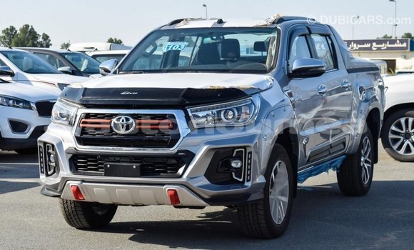 Buy Import Toyota Hilux Other Car in Import - Dubai in Iles Buy Import Toyota Hilux Other Car in Import - Dubai in Iles