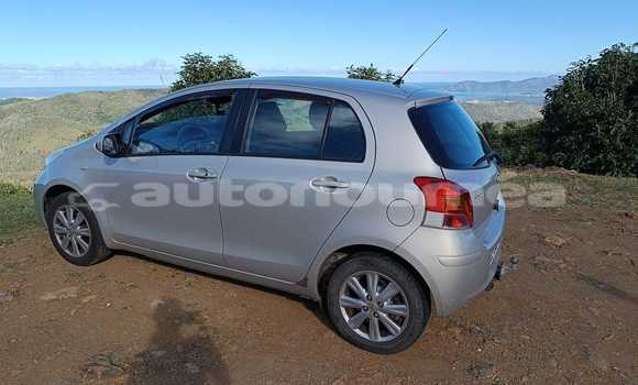 Acheter Occasion Voiture Toyota Yaris Gris à Noumea, Sud Acheter Occasion Voiture Toyota Yaris Gris à Noumea, Sud