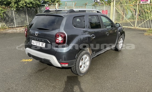 Buy Used Dacia Duster Silver Car in Noumea in Sud Buy Used Dacia Duster Silver Car in Noumea in Sud