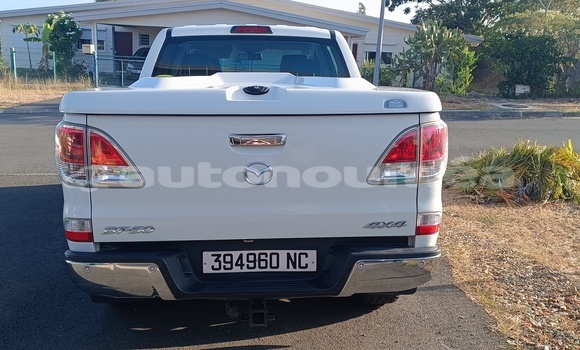 Acheter Occasion Voiture Mazda BT50 Blanc à Koumac, Nord Acheter Occasion Voiture Mazda BT50 Blanc à Koumac, Nord