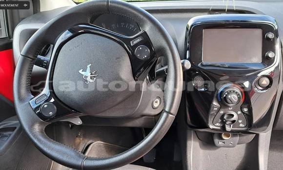 Acheter Occasion Voiture Peugeot 108 Rouge à Noumea, Sud Acheter Occasion Voiture Peugeot 108 Rouge à Noumea, Sud