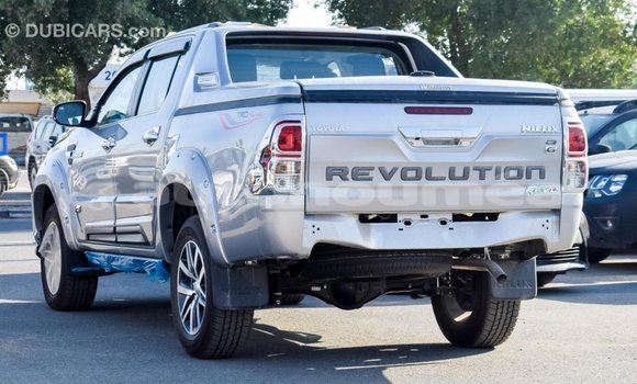 Buy Import Toyota Hilux Other Car in Import - Dubai in Iles Buy Import Toyota Hilux Other Car in Import - Dubai in Iles