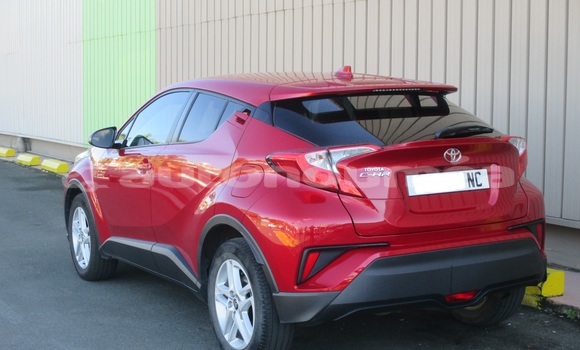 Acheter Neuf Voiture Toyota C-HR Rouge à Noumea, Sud