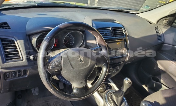 Buy Used Peugeot 4008 Silver Car in Noumea in Sud Buy Used Peugeot 4008 Silver Car in Noumea in Sud