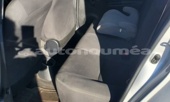 Acheter Occasion Voiture Toyota Yaris Gris à Noumea, Sud Acheter Occasion Voiture Toyota Yaris Gris à Noumea, Sud