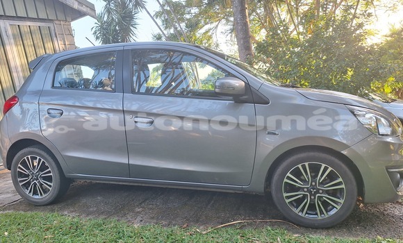 Buy Used Mitsubishi Mirage Silver Car in Mont–Dore in Sud Buy Used Mitsubishi Mirage Silver Car in Mont–Dore in Sud