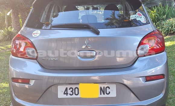 Buy Used Mitsubishi Mirage Silver Car in Mont–Dore in Sud Buy Used Mitsubishi Mirage Silver Car in Mont–Dore in Sud