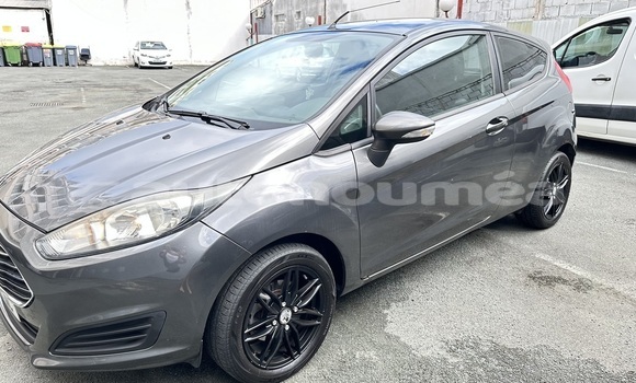 Acheter Occasion Voiture Ford Fiesta Gris à Noumea, Sud Acheter Occasion Voiture Ford Fiesta Gris à Noumea, Sud