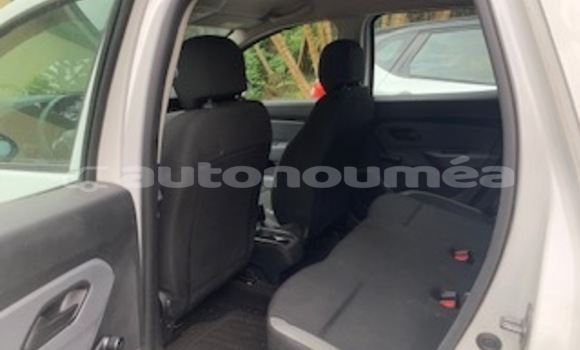 Acheter Occasion Voiture Dacia Duster Blanc à Poindimie, Nord Acheter Occasion Voiture Dacia Duster Blanc à Poindimie, Nord