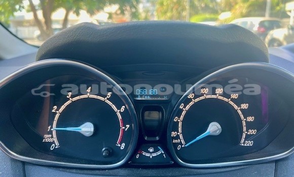 Acheter Occasion Voiture Ford Fiesta Blanc à Noumea, Sud Acheter Occasion Voiture Ford Fiesta Blanc à Noumea, Sud