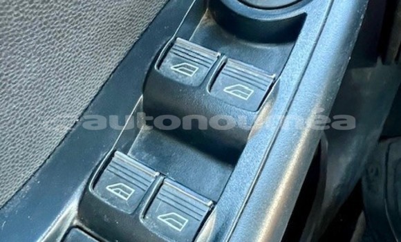 Acheter Occasion Voiture Ford Fiesta Blanc à Noumea, Sud Acheter Occasion Voiture Ford Fiesta Blanc à Noumea, Sud