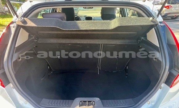 Acheter Occasion Voiture Ford Fiesta Blanc à Noumea, Sud Acheter Occasion Voiture Ford Fiesta Blanc à Noumea, Sud