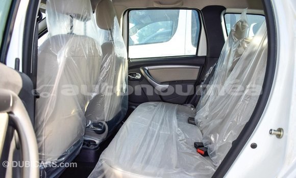 Buy Import Renault Duster White Car in Import - Dubai in Iles Buy Import Renault Duster White Car in Import - Dubai in Iles