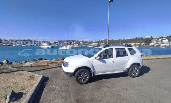 Acheter Occasion Voiture Dacia Duster Blanc à Noumea, Sud Acheter Occasion Voiture Dacia Duster Blanc à Noumea, Sud
