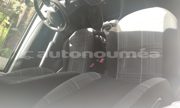 Acheter Occasion Voiture Peugeot 108 Blanc à Mont–Dore, Sud Acheter Occasion Voiture Peugeot 108 Blanc à Mont–Dore, Sud