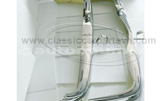 Buy New Mercedes-Benz W111 Silver Car in Hienghene in Nord Buy New Mercedes-Benz W111 Silver Car in Hienghene in Nord