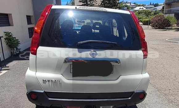 Acheter Occasion Voiture Nissan Xtrail Blanc à Noumea, Sud Acheter Occasion Voiture Nissan Xtrail Blanc à Noumea, Sud