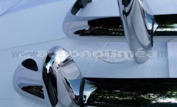 Acheter Triumph TR250 (1965-1969) à Farino, Sud Acheter Triumph TR250 (1965-1969) à Farino, Sud