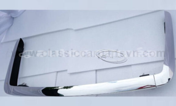 Acheter Triumph TR6 (1974-1976) à Bouloupari, Sud Acheter Triumph TR6 (1974-1976) à Bouloupari, Sud