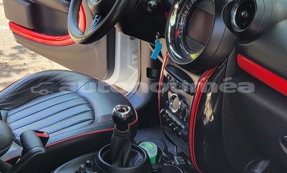 Acheter Occasion Voiture MINI Countryman Blanc à Noumea, Sud Acheter Occasion Voiture MINI Countryman Blanc à Noumea, Sud