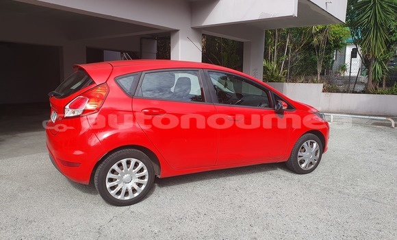 Buy Used Ford Fiesta Red Car in Noumea in Sud