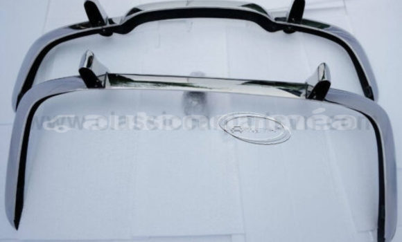 Buy Renault Caravelle bumpers in Bouloupari in Sud Buy Renault Caravelle bumpers in Bouloupari in Sud