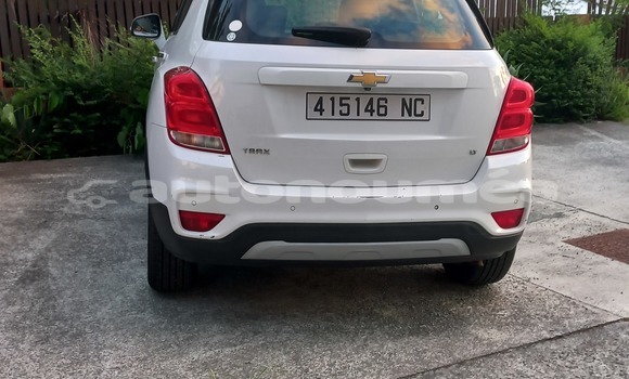 Acheter Occasion Voiture Chevlolet Spin Blanc à Noumea, Sud Acheter Occasion Voiture Chevlolet Spin Blanc à Noumea, Sud