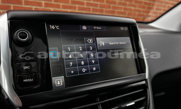 Acheter Occasion Voiture Peugeot 2008 Gris à Noumea, Sud Acheter Occasion Voiture Peugeot 2008 Gris à Noumea, Sud