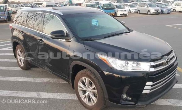 Acheter Import Voiture Toyota Highlander Noir à Import - Dubai, Iles Acheter Import Voiture Toyota Highlander Noir à Import - Dubai, Iles