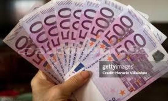 Buy Used Aurus Senat White Car in Fayaoue in Iles